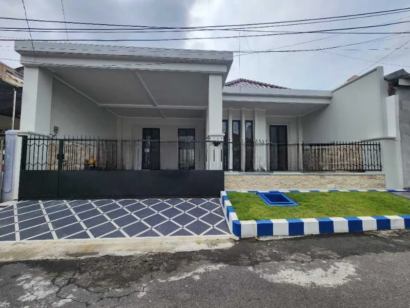 Disewakan Rumah Baru Siap Huni Darmo Permai Dekat Hr Mohammad Surabaya Barat - Image 1