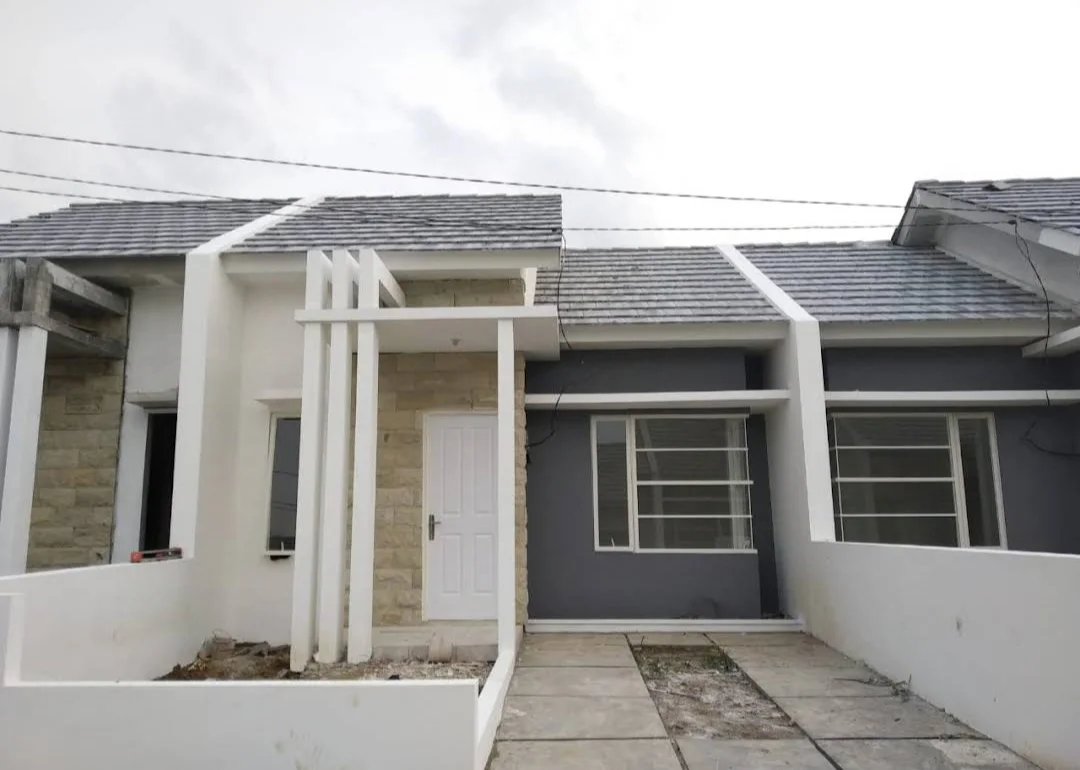 Dijual Rumah Baru Dekat Dengan Pusat Pendidikan di Dewe Residence Gresik