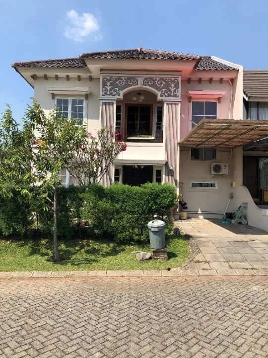 Jual / Sewa Villa Mewah 2 Lantai Taman Dayu Rosewood Prigen Pasuruan
