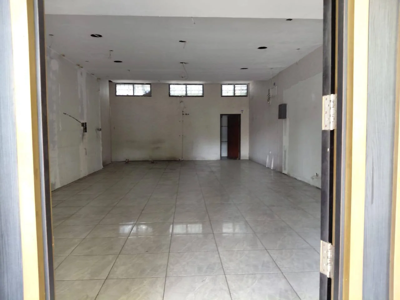 Disewakan Ruko 1 Lantai Lokasi Komersial Strategis di Raya Jemursari Surabaya Selatan - Thumbnail 2