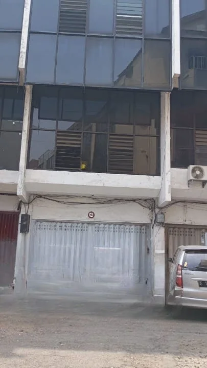 Dijual/disewakan Ruko Tiga Lantai Strategis di Wilayah Gembong Surabaya Timur - Thumbnail 2