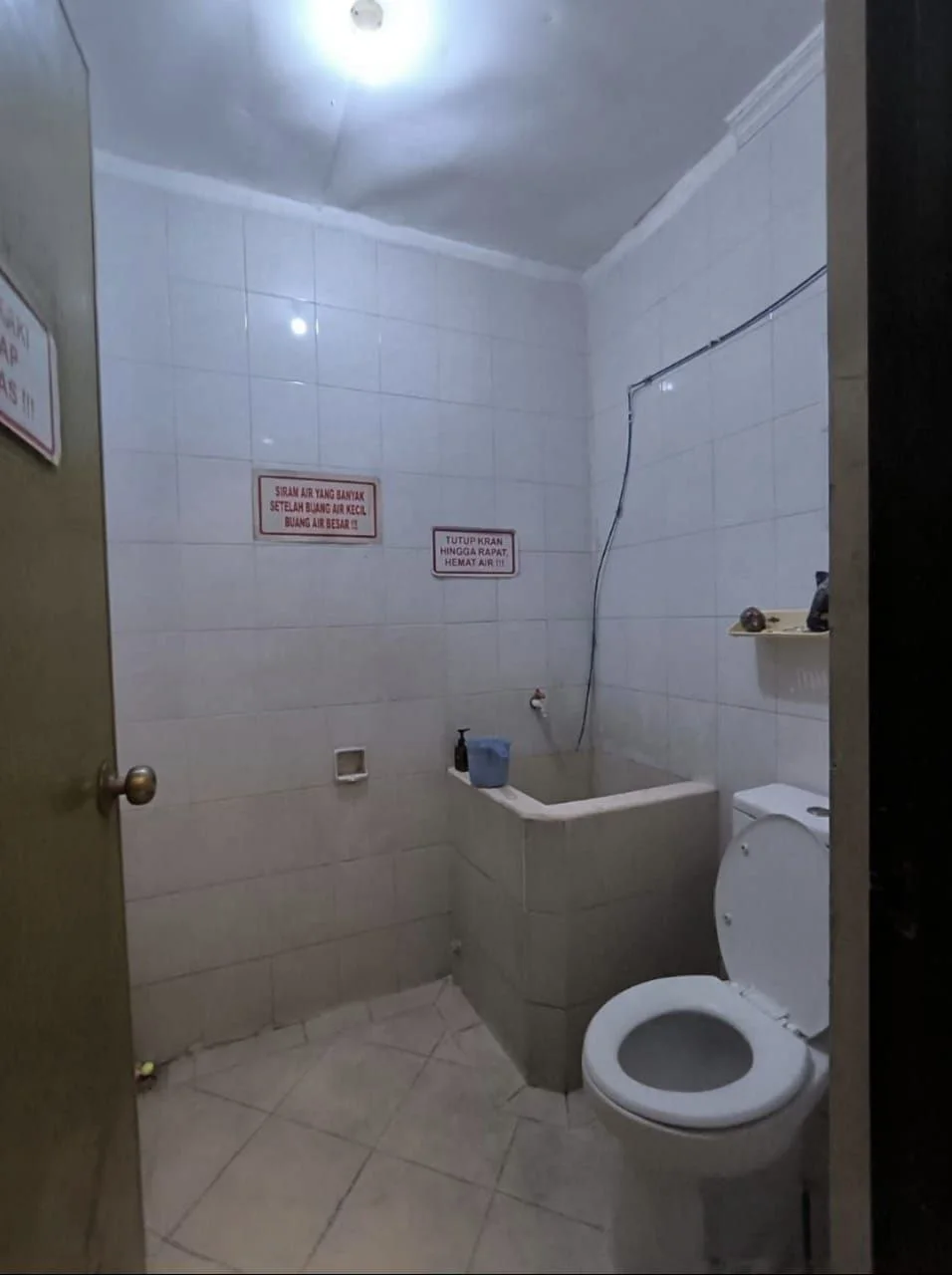 Dijual Cepat Ruko Strategis di Raya Darmo Baru Barat Surabaya Barat - Thumbnail 4