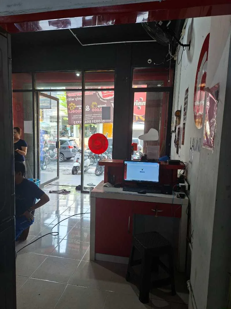 Dijual Ruko 2 Lantai Siap Huni Lokasi Komersil di Darmo Indah Timur Surabaya Barat - Image 1
