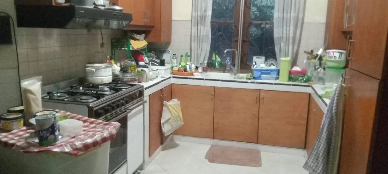 Dijual Rumah Lahan Luas di Rungkut Asri Timur Surabaya Timur - Thumbnail 3