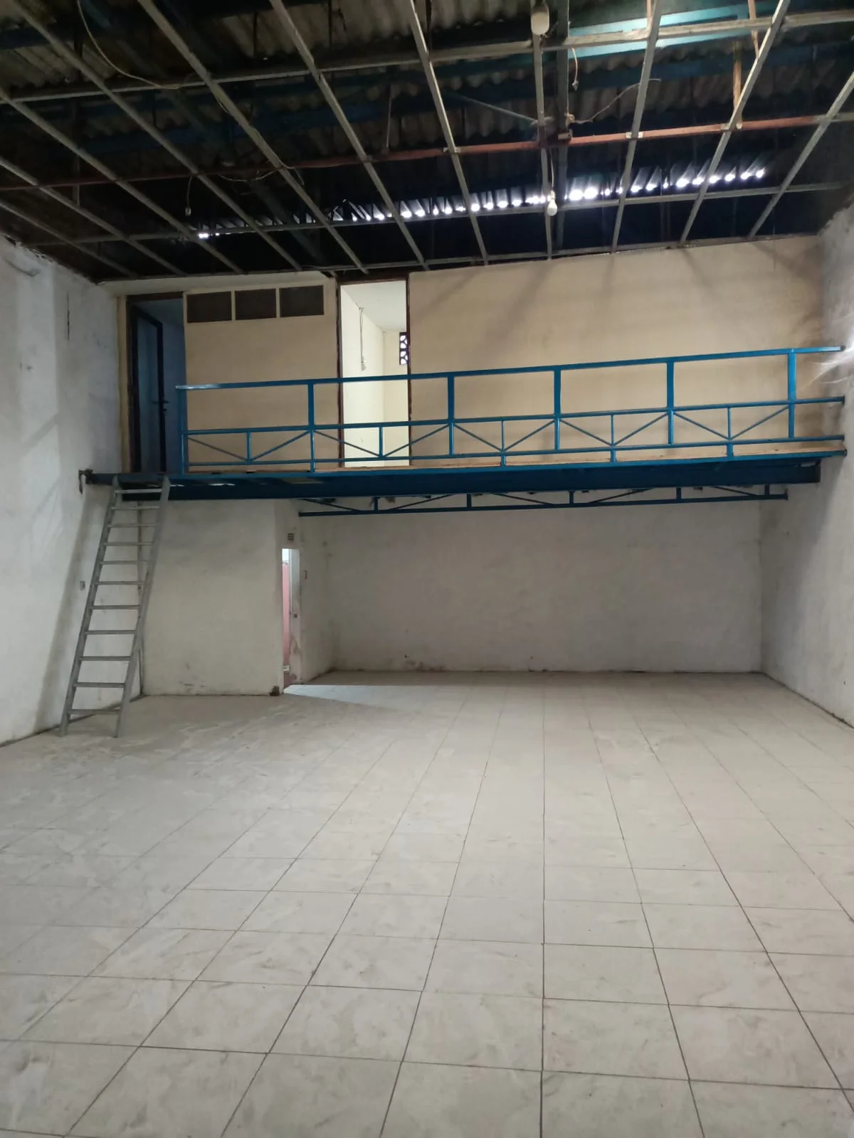 Dijual/disewakan Ruko Gudang 2 Lantai  Strategis Surabaya Selatan - Thumbnail 4