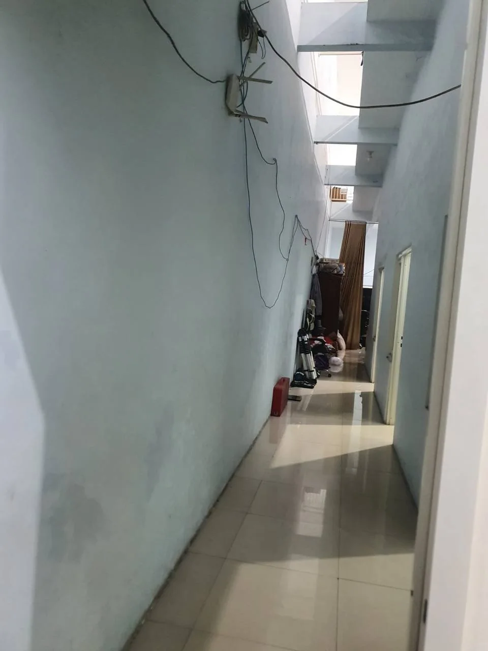 Dijual Ruko 2 Lantai  Lokasi Strategis di Jalan Kedinding Surabaya Utara - Thumbnail 3
