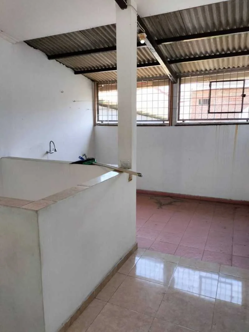 Dijual Rumah Nyaman Strategis di Jalan Ploso Timur Surabaya Utara - Thumbnail 3