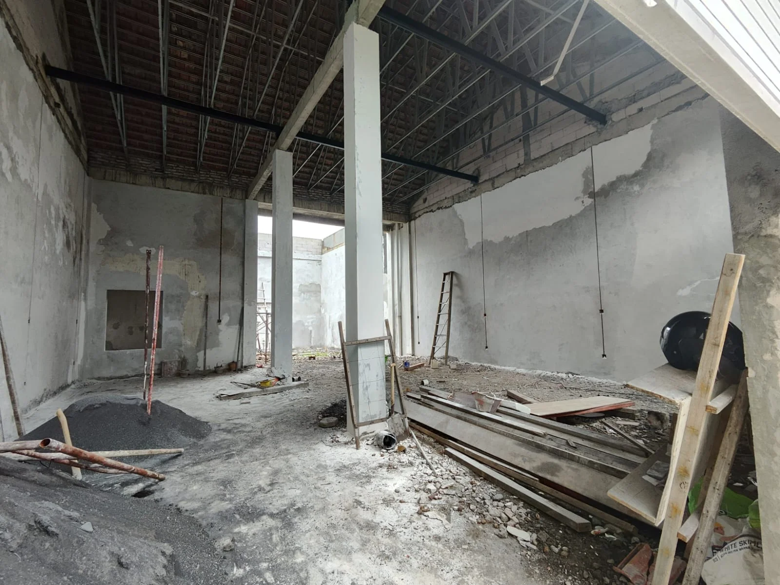 Disewakan Tempat Usaha Strategis Darmo Permai Timur Surabaya Barat - Thumbnail 6