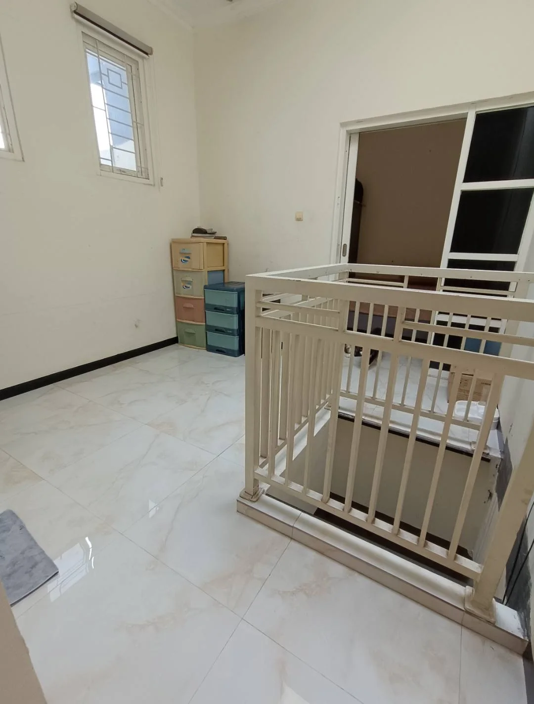 Dijual Rumah Bagus Siap Huni Alana Regency Tambak Rejo Waru Sidoarjo - Thumbnail 3