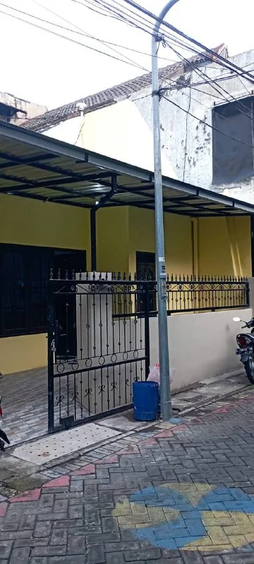 Dijual Rumah di Jalan Nginden Intan Permata Surabaya Timur