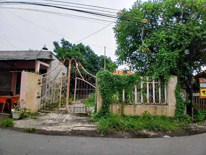 Dijual Rumah di Jalan Gersikan Surabaya Timur