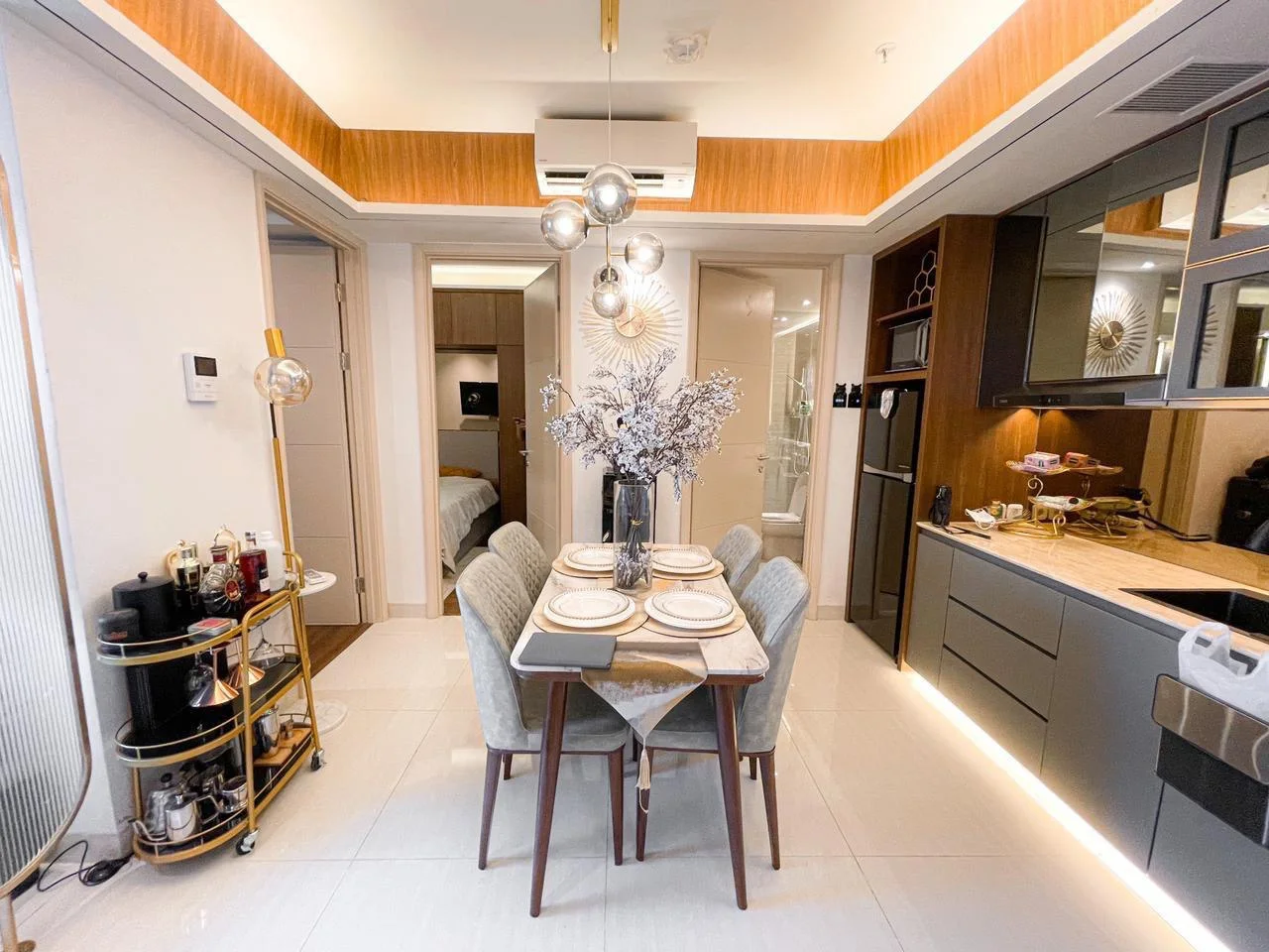 Dijual Apartemen Full Furnished di La Riz Mansion Pakuwon Supermall Surabaya Barat - Thumbnail 4
