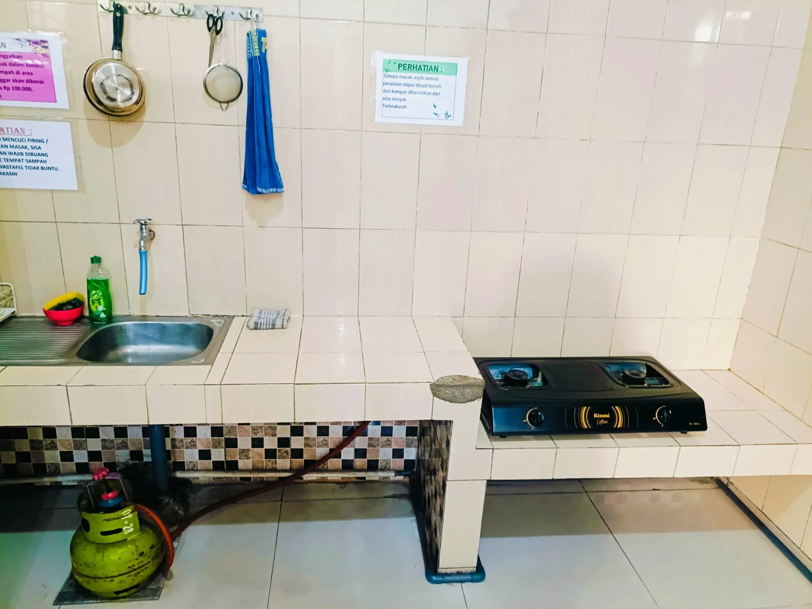 Dijual Rumah Kost Putri Aktif 3 Lantai Tenggilis Mejoyo Lokasi Strategis Surabaya - Thumbnail 3