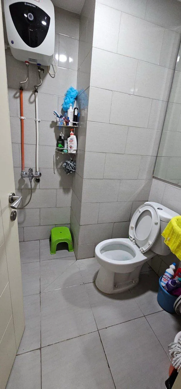 Dijual Apartemen  Strategis Full Furnished Waterplace Surabaya Barat (BBAG) - Thumbnail 2