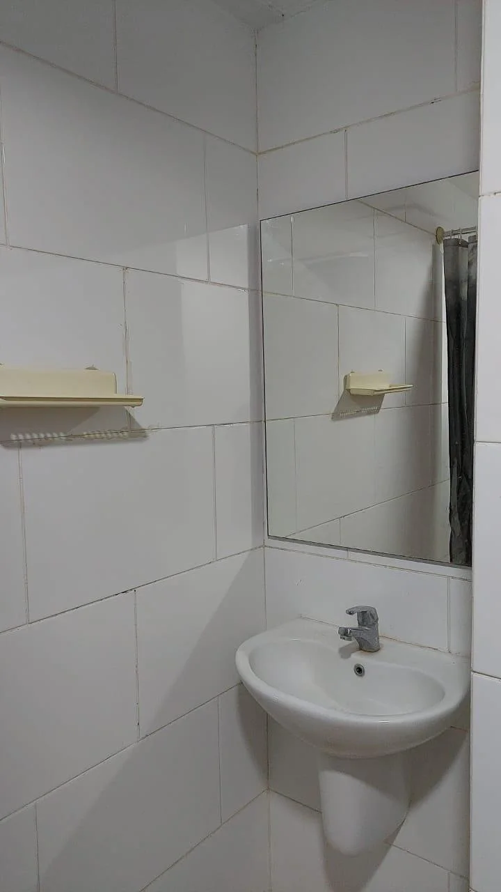 Dijual Apartemen Full Furnished Siap Huni di Pakuwon Waterplace Surabaya Barat - Thumbnail 2