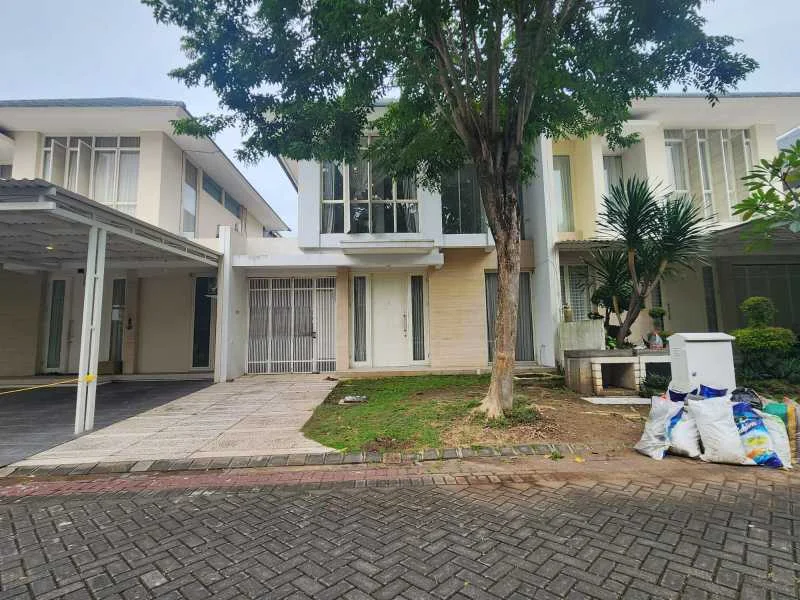 Dijual/Disewakan Rumah Minimalis Siap Huni di Pakuwon Indah Surabaya Barat - Image 1