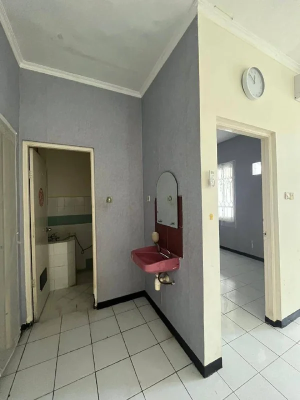 Disewakan Rumah Strategis di Puri Asri Surabaya Timur - Thumbnail 3