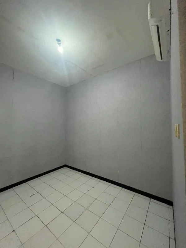 Disewakan Rumah Strategis di Puri Asri Surabaya Timur - Thumbnail 8