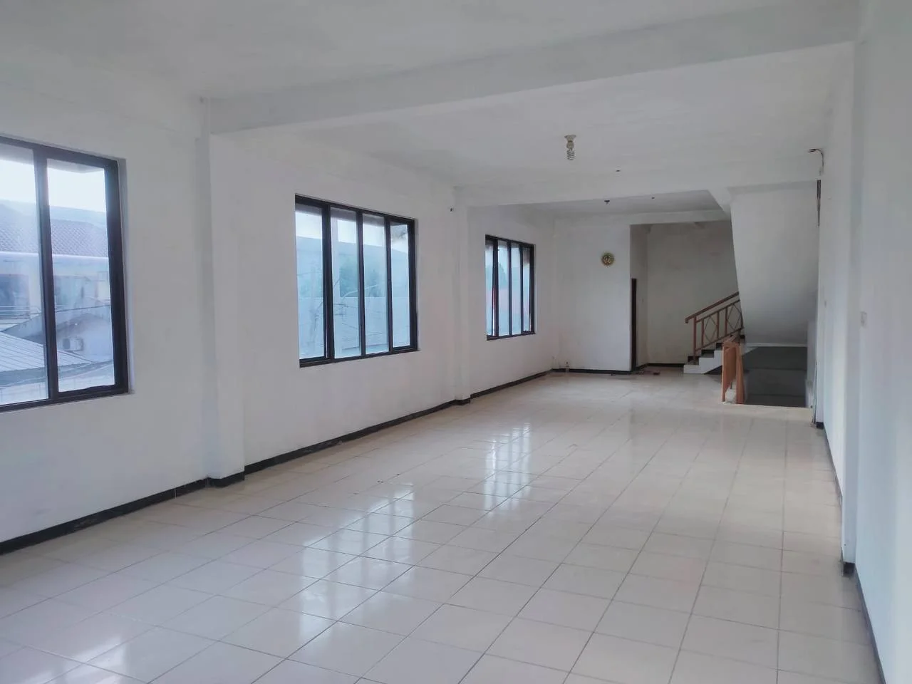Disewakan Ruko Strategis di Tambaksari Fira 51 di Surabaya Timur - Thumbnail 8