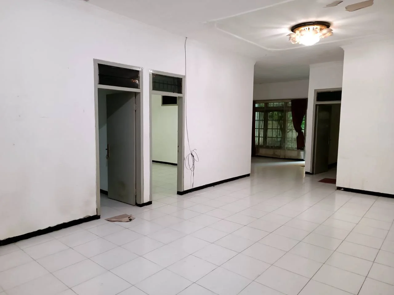 Dijual Rumah Siap Pakai di Jalan Babatan Pantai Utara Surabaya Timur - Thumbnail 6