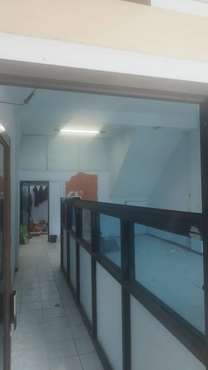 Disewakan Ruko 3 Lantai Strategis di Ngagel Jaya Selatan Surabaya Timur - Thumbnail 4