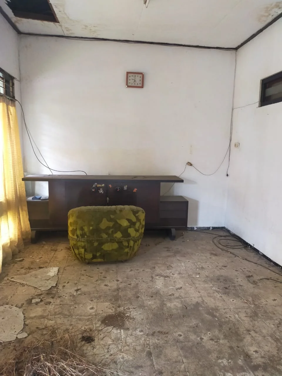 Dijual Rumah Strategis di Ngagel Timur Surabaya Timur - Thumbnail 4