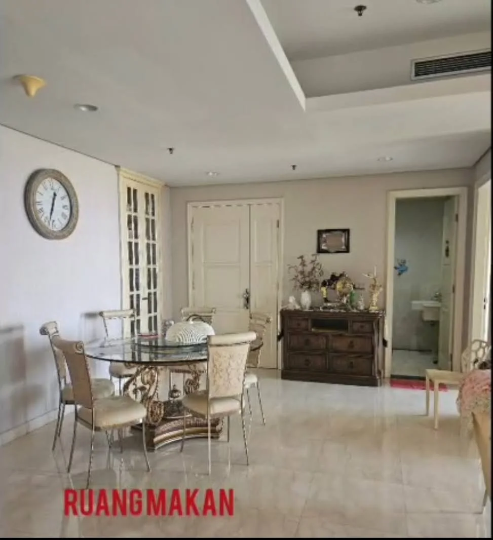 Dijual Apartemen Mewah Full Furnish – The Adhiwangsa Golf Residence, Surabaya Barat