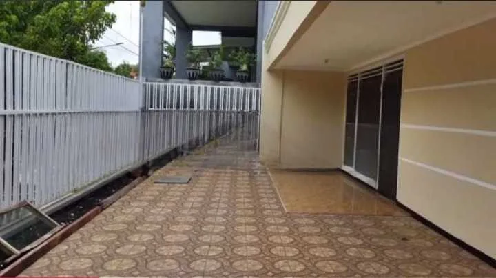 Disewakan Rumah di Jemur Andayani Siap Huni Surabaya Selatan - Thumbnail 2