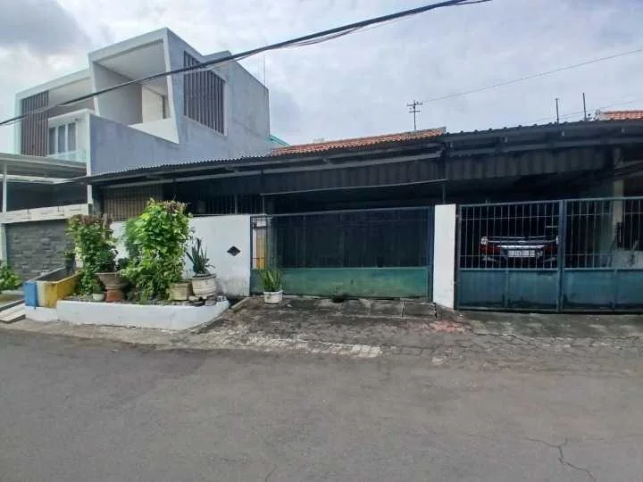 Dijual Rumah Siap Huni di Jemur Andayani Surabaya Selatan