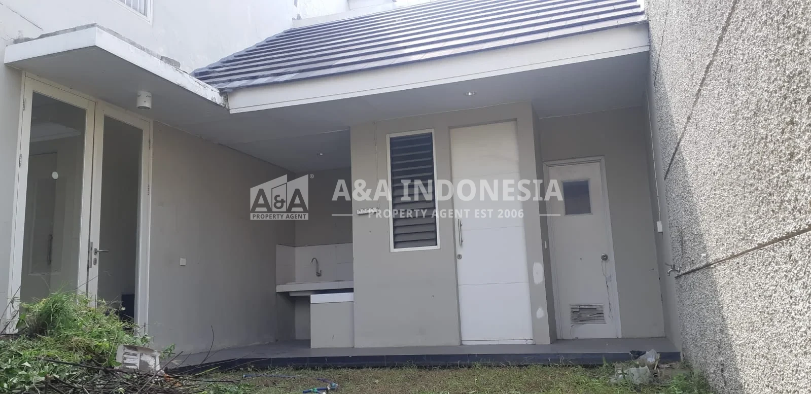 Disewakan Rumah Strategis 2 Lantai Full Furnished Pelican Hill Citraland Surabaya Barat - Thumbnail 6