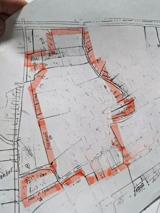 Dijual/Disewakan Tanah Luas Strategis di jalan Tikung Lamongan - Image 1