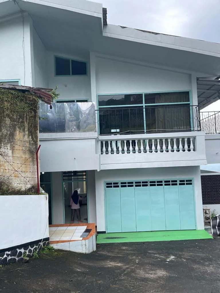 Dijual Villa Mewah 2 Unit Berdampingan di Prigen Pasuruan - Thumbnail 7