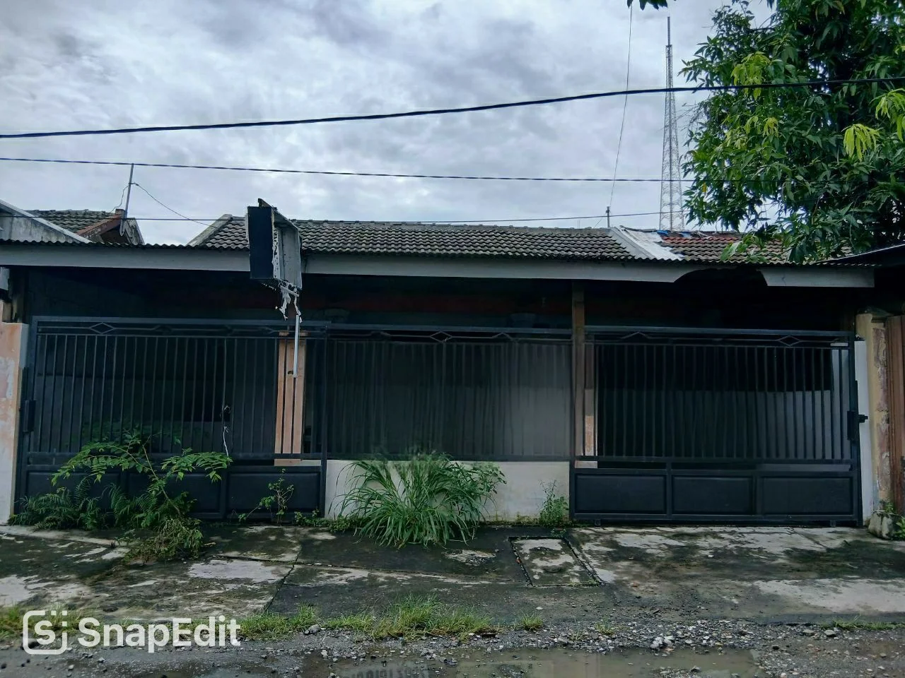 DIJUAL Rumah & Tempat Usaha Candi Lontar Surabaya Barat