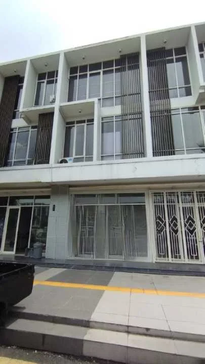 Dijual/Disewakan Ruko Strategis di Kawasan Prestisius Citraland Surabaya Barat - Image 1