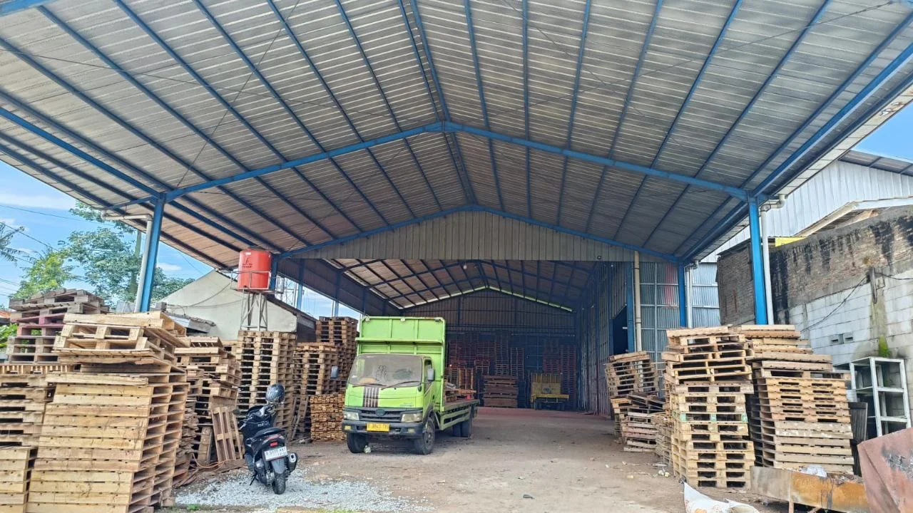 Dijual Tanah dan Bangunan Gudang Siap Huni di Jalan Raya Bayan Mustika Jaya Bekasi - Thumbnail 6