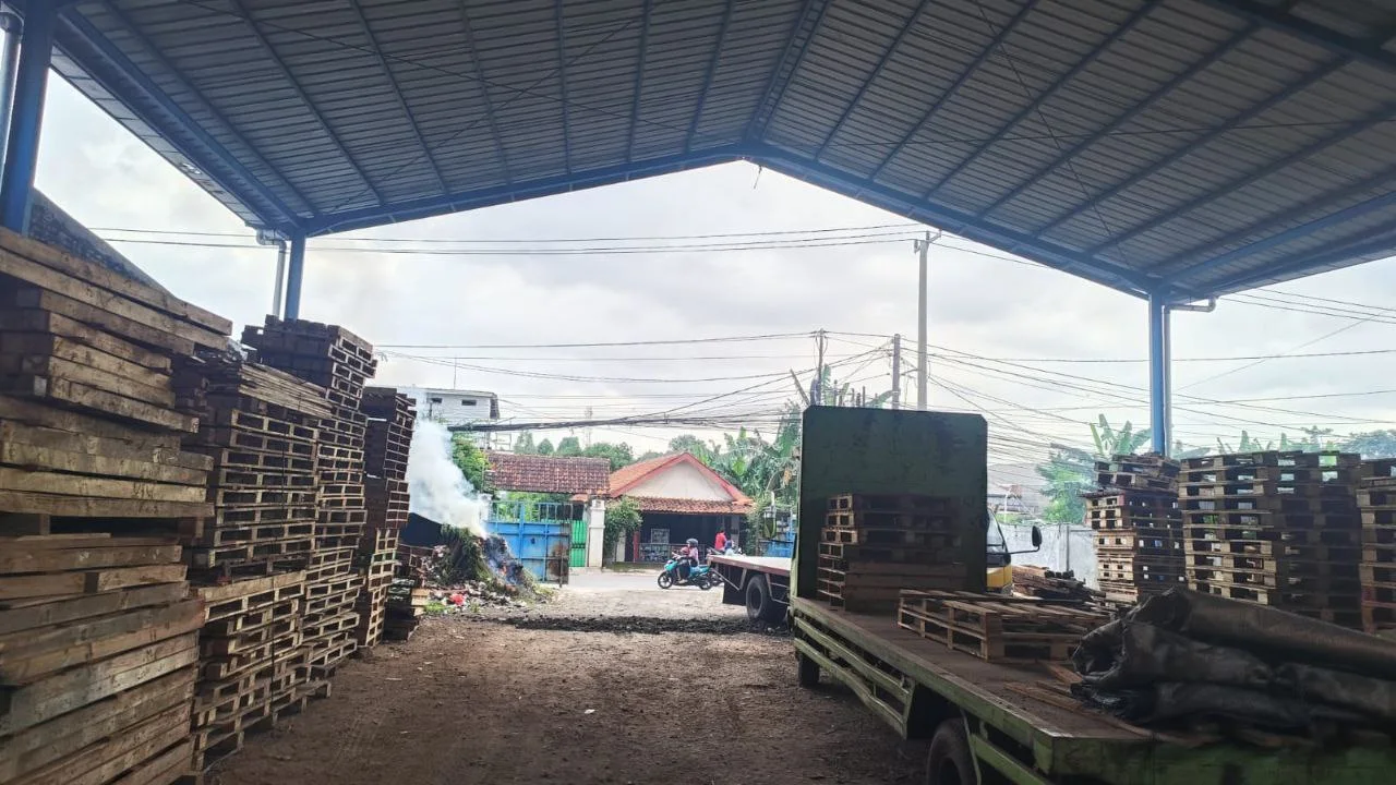 Dijual Tanah dan Bangunan Gudang Siap Huni di Jalan Raya Bayan Mustika Jaya Bekasi - Thumbnail 8