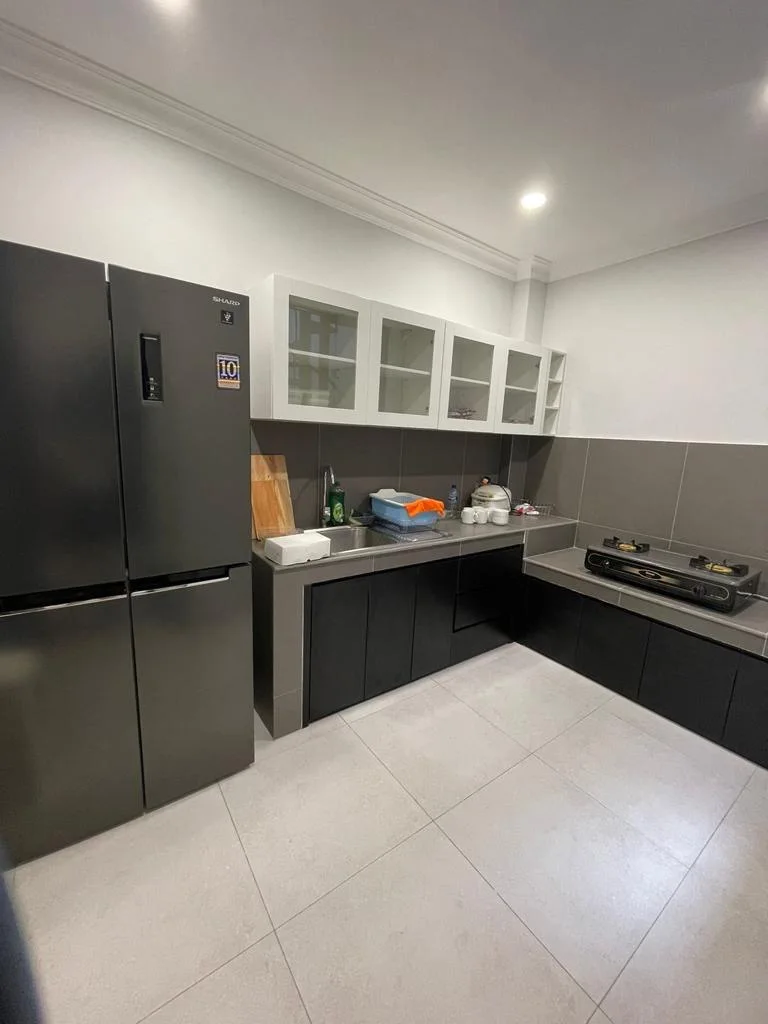 *Dijual Rumah Cantik di Citraland Utama Surabaya Barat*