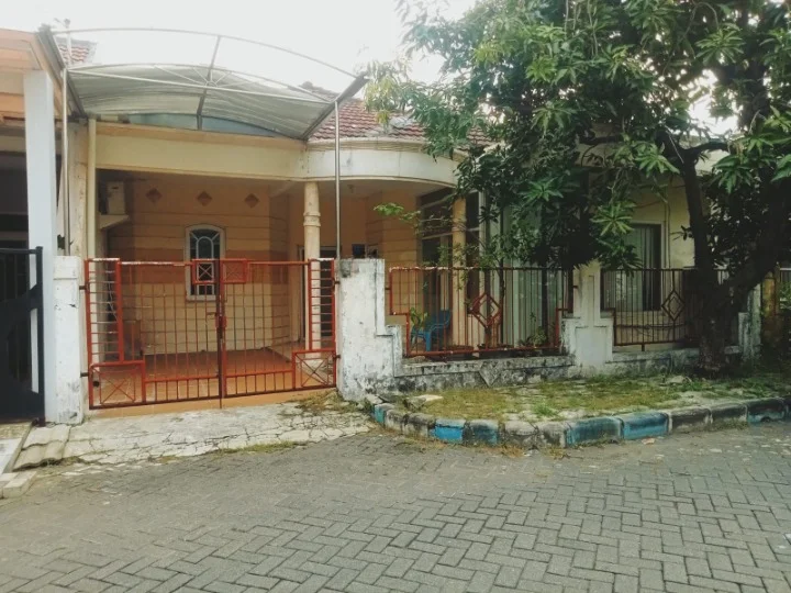 Dijual Rumah Hitung Tanah di Pondok Candra Jeruk Sidoarjo