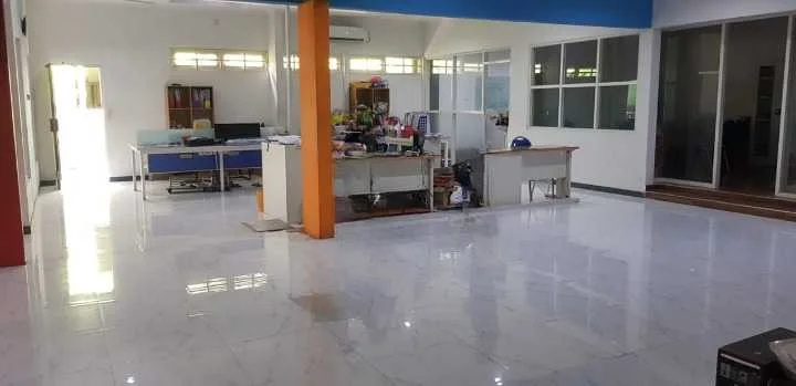Disewakan Rumah Komersial Strategis di Raya Kupang Indah Surabaya Barat