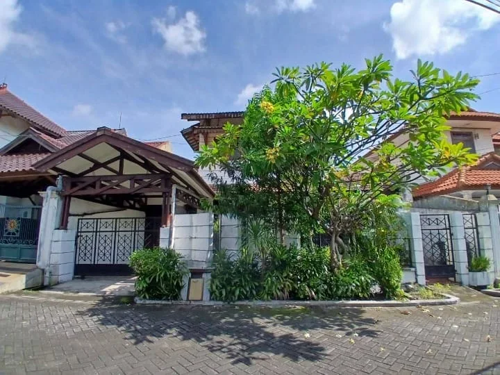 Jual Rumah Mewah 2 Lantai Sidosermo Airdas Lokasi Strategis Surabaya Selatan