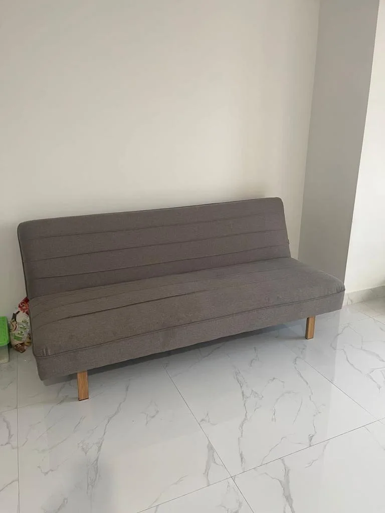 Dijual Apartemen Furnish Siap Huni di La Viz Pakuwon Mall Surabaya Barat - Thumbnail 6
