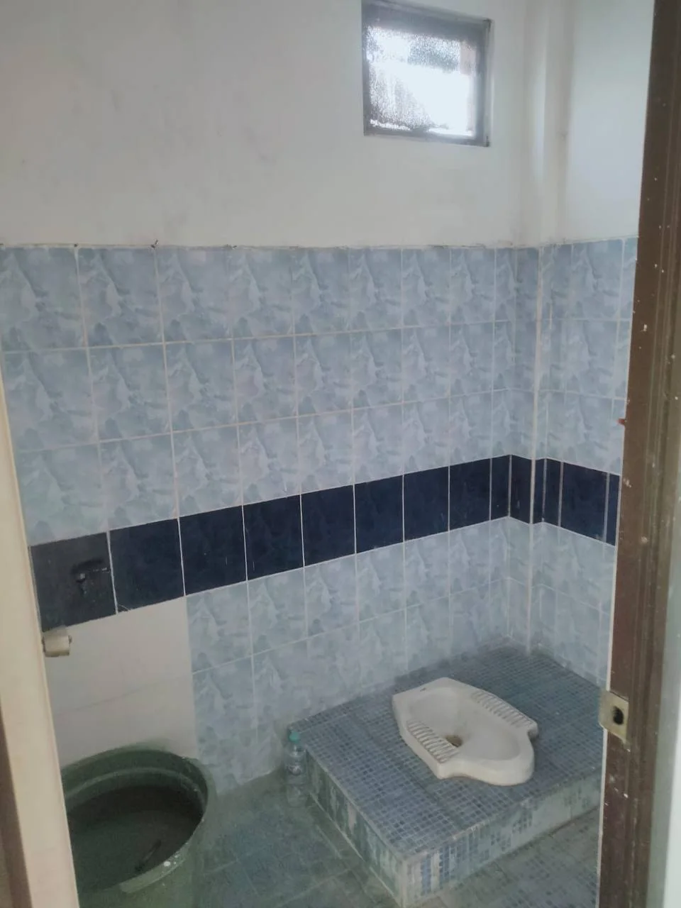 Disewakan Ruko 3,5 Lantai Fira 51 Raya Kenjeran Surabaya Utara - Thumbnail 6