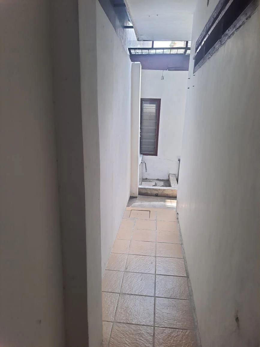 Dijual/Disewakan Rumah Strategis di Jalan Pucang Anom Surabaya Timur - Thumbnail 3