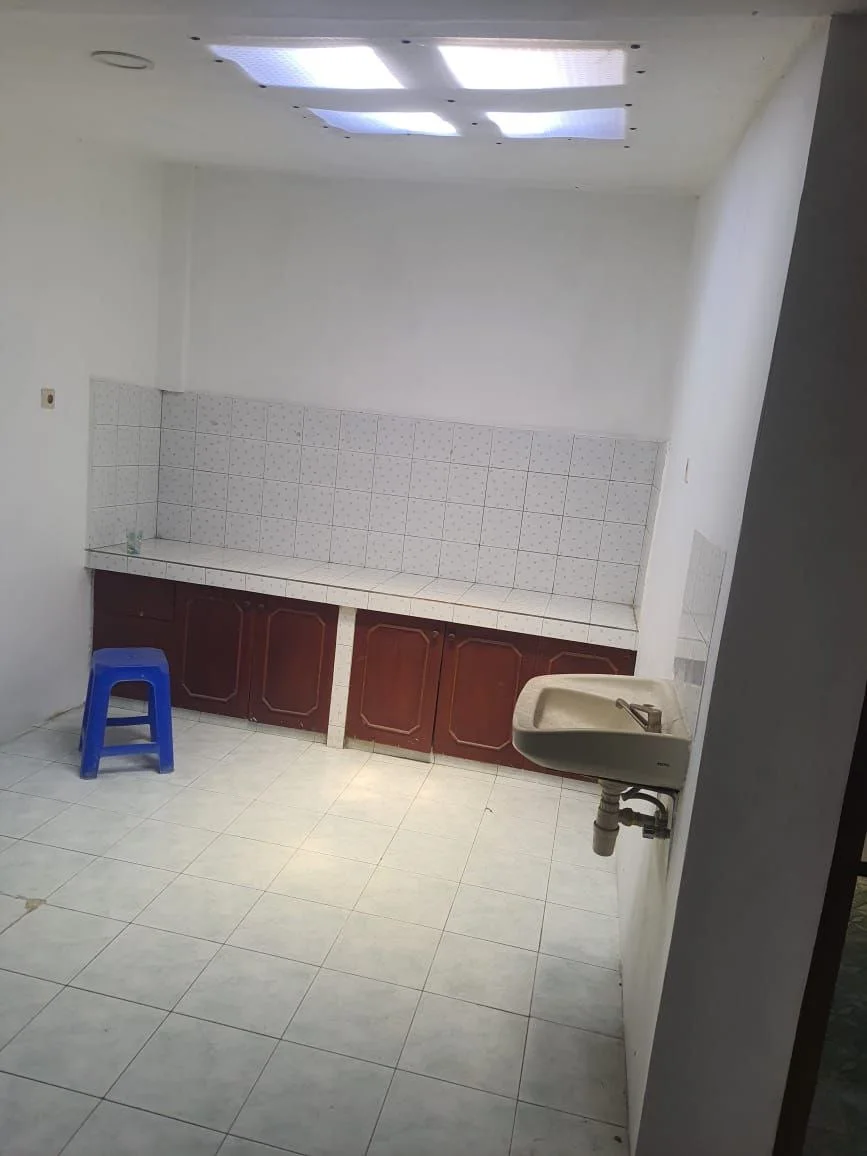 Dijual/Disewakan Rumah Strategis di Jalan Pucang Anom Surabaya Timur - Thumbnail 4