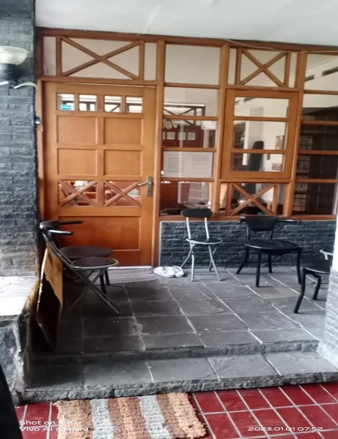 Dijual Rumah Luas Siap Huni di Cisadena Surabaya Barat - Thumbnail 2