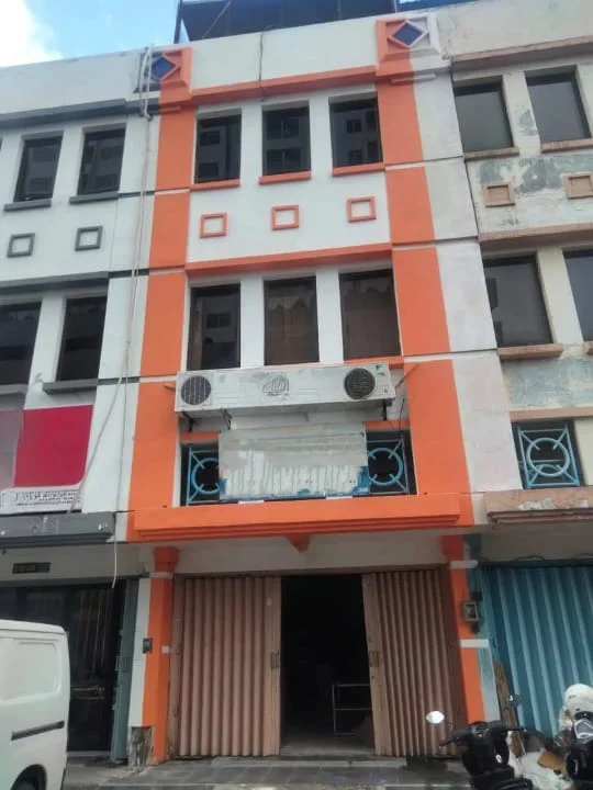 Jual Ruko 3,5 Lantai Mangga Dua Jagir Wonokromo Lokasi Strategis Surabaya Selatan