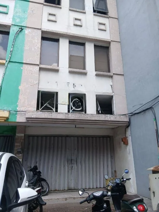 Jual Ruko 3 Lantai Strategia Mangga Dua Jagir Wonokromo Surabaya
