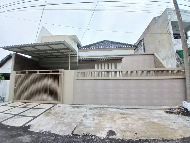 Disewakan Rumah Bagus 2 Lantai Ngagel Jaya Tengah Surabaya