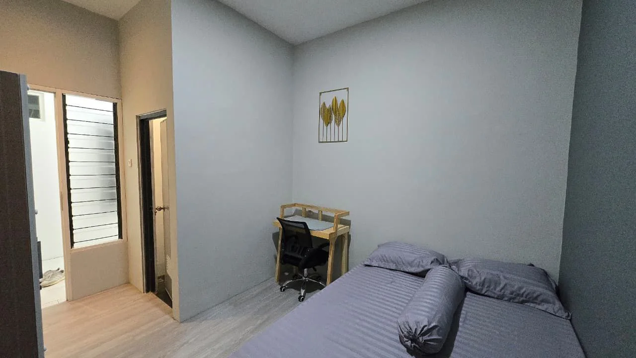 Dijual Rumah Kos Full Furnished 2 Lantai di Jalan Raya Dukuh Kapasan Sambikerep Surabaya Barat