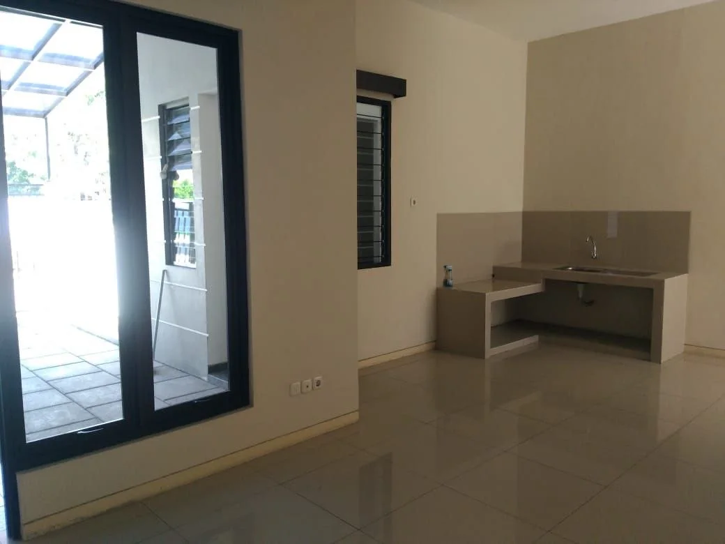 Dijual Rumah Baru Gress di Jalan Kutisari Surabaya Timur - Thumbnail 5